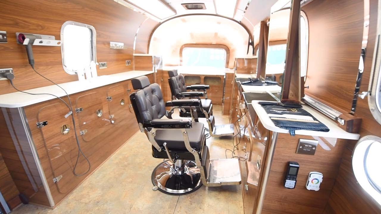 Hairdressers & Barbers (mobile & salon)